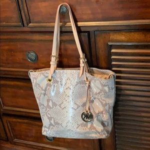 Michael Kors Handbag ❤️❤️